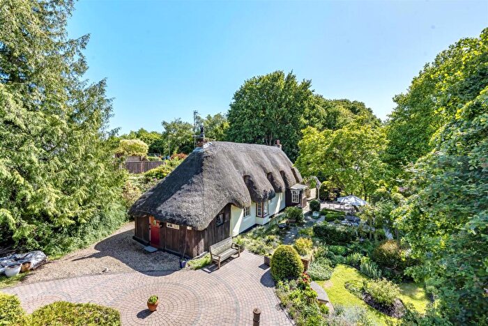 3 Bedroom Detached House For Sale In Dibles Road, Warsash, SO31