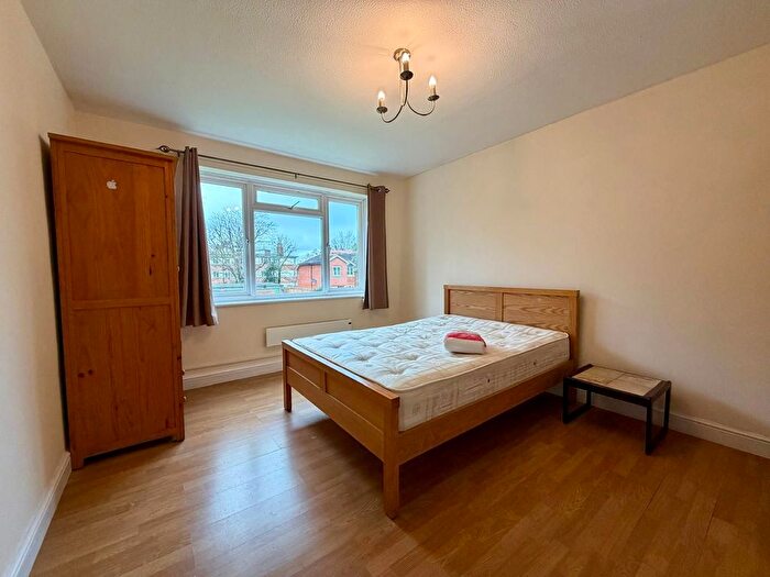 1 Bedroom Flat To Rent In Norman Court, Leigham Court Road, London, SW16