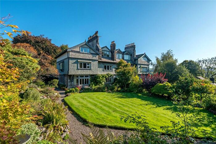 6 Bedroom Semi-Detached House For Sale In Gillinggate, Kendal, Cumbria, LA9