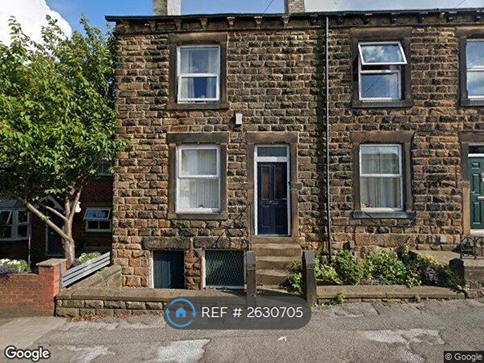 3 Bedroom Semi-Detached House To Rent In Elland Road, Morley, Leeds, LS27