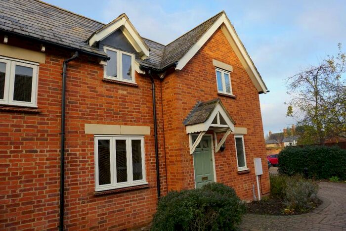 2 Bedroom End Of Terrace House To Rent In The Arch, West Street, Olney, MK46