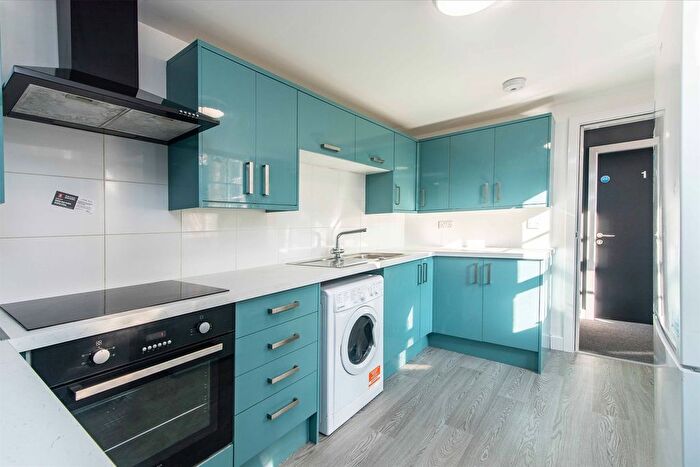 5 Bedroom Flat To Rent In Poultry Arcade, Nottingham, NG1