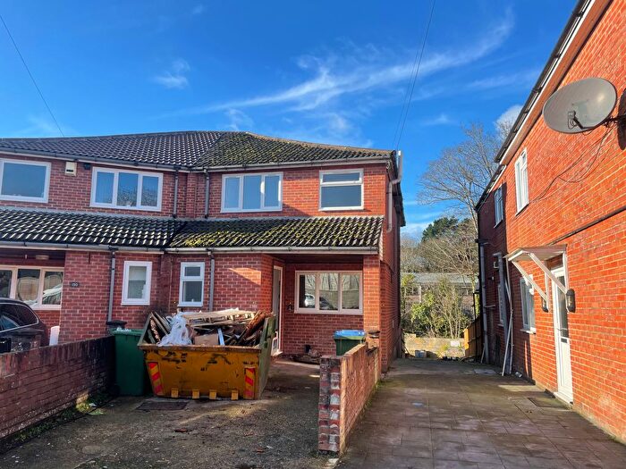 3 Bedroom Semi-Detached House To Rent In Percy Road, Southampton, SO16