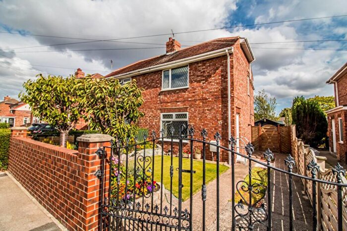 2 Bedroom Semi-Detached House For Sale In Pinewood Avenue, Harraton, Washington, NE38