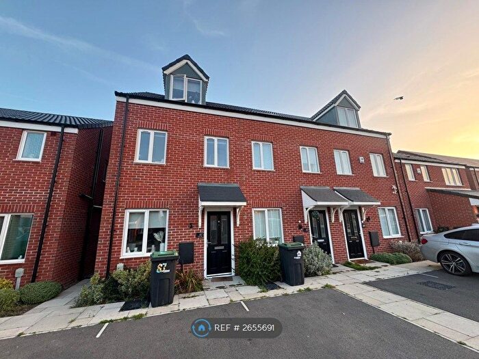 3 Bedroom Semi-Detached House To Rent In Coot Way, Stoke Bardolph, Nottingham, NG14