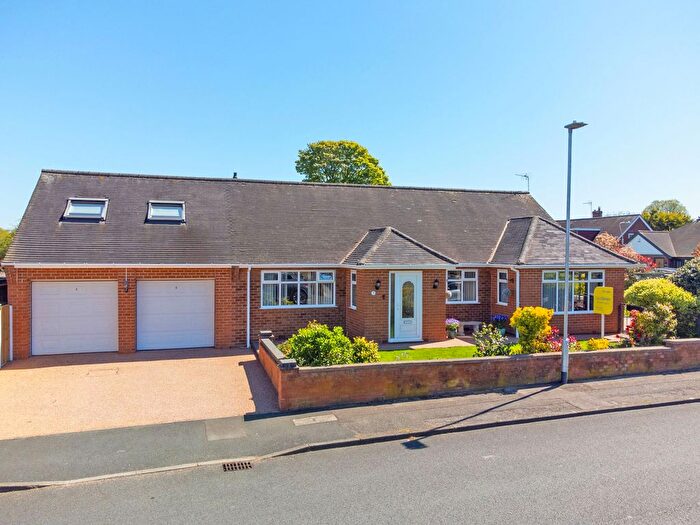 3 Bedroom Detached Bungalow For Sale In Denby Drive, Mansfield, Nottinghamshire, NG18