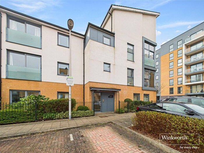 1 Bedroom Flat To Rent In Drake Way, Reading, Berkshire, RG2