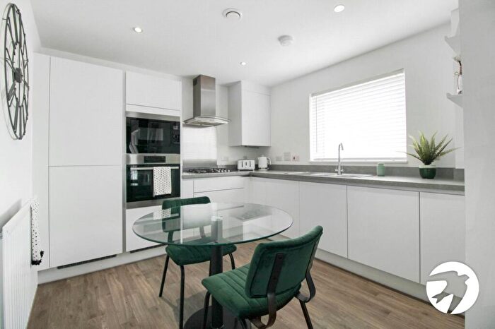 2 Bedroom Flat For Sale In Ackers Drive, Weldon, Ebbsfleet Valley, Swanscombe, DA10