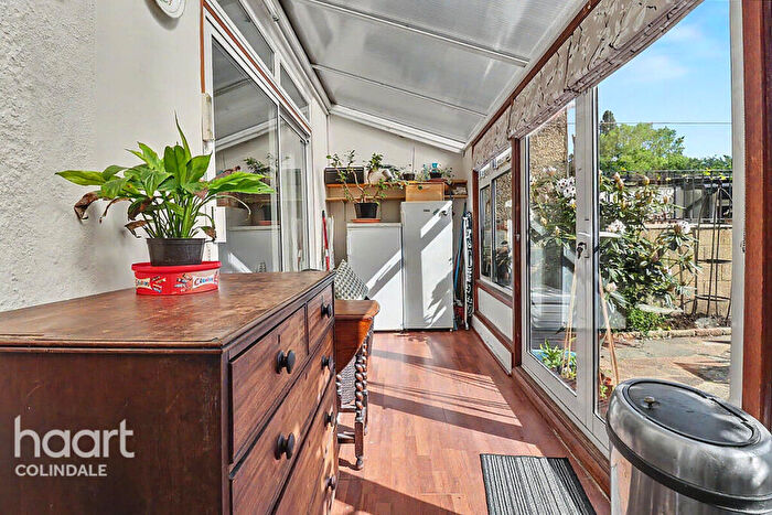 4 Bedroom Semi-Detached House For Sale In Stag Lane, London, NW9