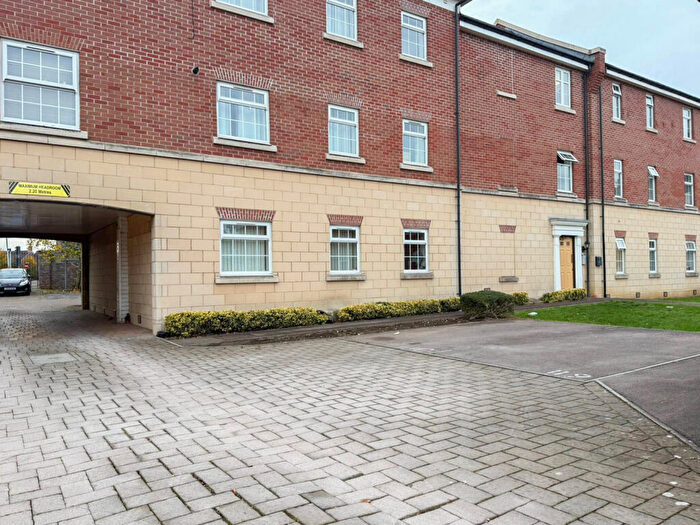 2 Bedroom Flat To Rent In Shawbury Avenue, Kingsway, Gloucester, GL2