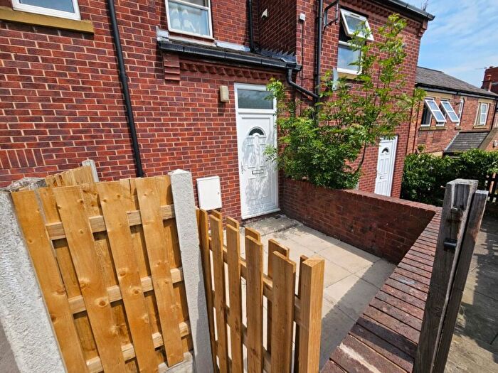 1 Bedroom Flat To Rent In Cemetery Road, Town Centre, S70