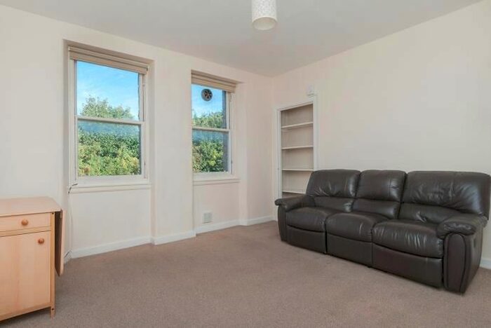 1 Bedroom Flat To Rent In St Leonards Street, Edinburgh, EH8