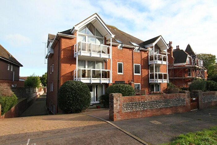 2 Bedroom Apartment For Sale In Silverdale Road, Eastbourne, BN20