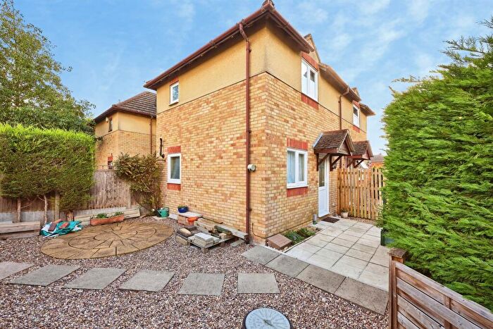1 Bedroom Cluster House For Sale In Lime Tree Close, Yaxley, Peterborough, PE7