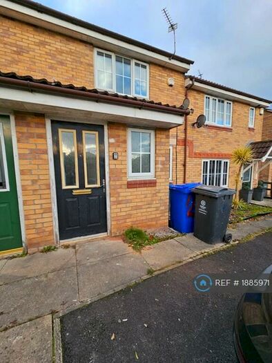 2 Bedroom Terraced House To Rent In Bellfield Close, Manchester, M9