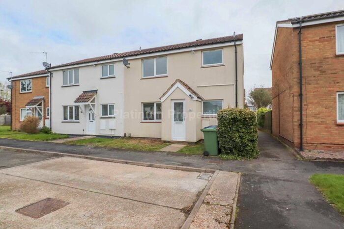 3 Bedroom End Of Terrace House To Rent In Medcalfe Way, Melbourn, SG8