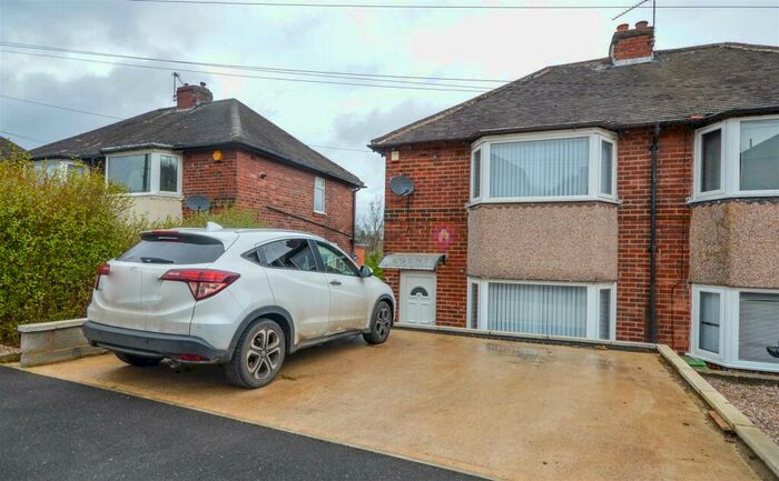 2 Bedroom Semi-Detached House To Rent In Wingfield Crescent, Frecheville, S12