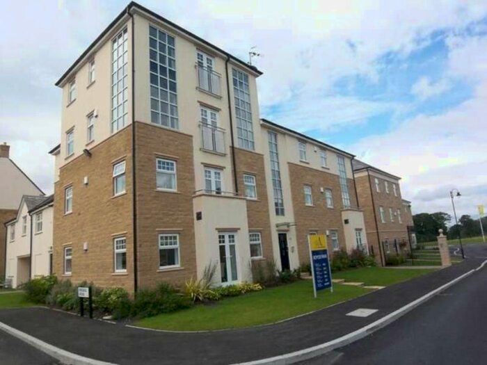 2 Bedroom Flat To Rent In Kingsdale Drive, Menston, Ilkley LS29