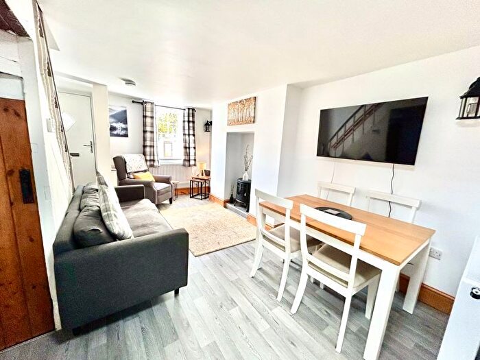 2 Bedroom Cottage For Sale In Wind Street, Conwy, LL32