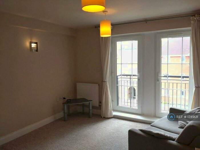 1 Bedroom Flat To Rent In Southampton, Southampton, SO15