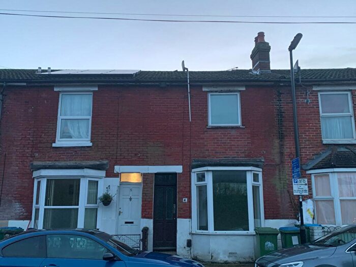 3 Bedroom Terraced House To Rent In Mount Pleasant, Southampton, SO14