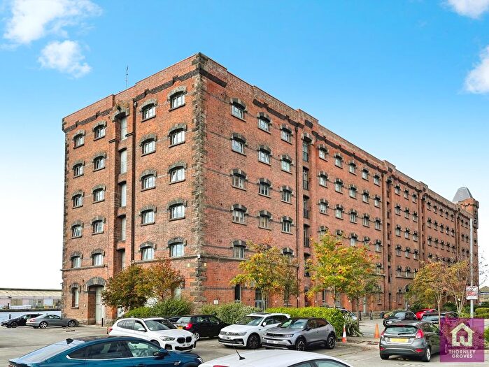 2 Bedroom Flat For Sale In Dock Road, Birkenhead, Merseyside, CH41