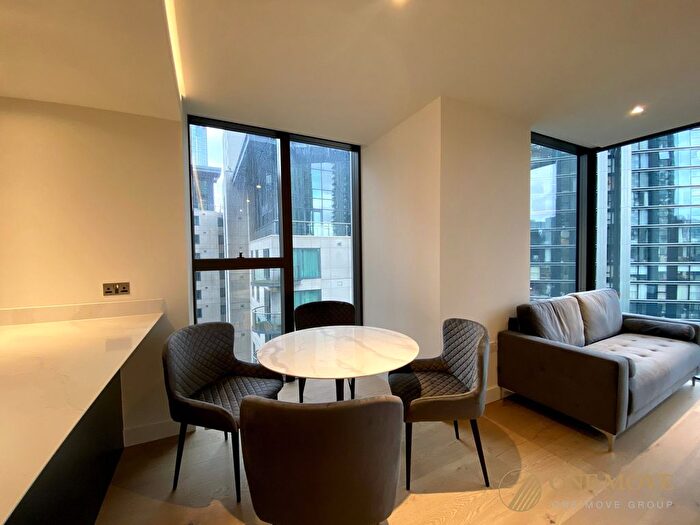 2 Bedroom Flat For Sale In Marsh Wall, Harcourt Tower, E14