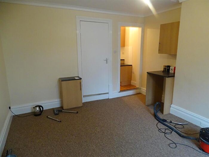 1 Bedroom Flat To Rent In Zetland Rd Redland Bristol, BS6