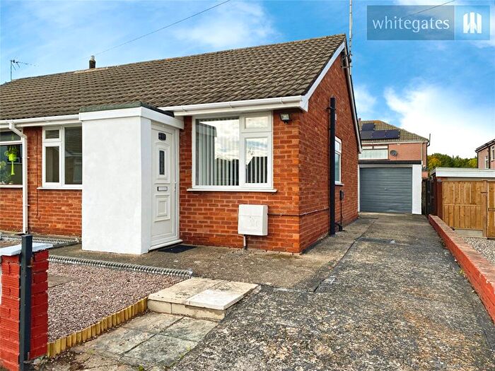 2 Bedroom Bungalow For Sale In Hilton Close, Gwersyllt, Wrexham, LL11