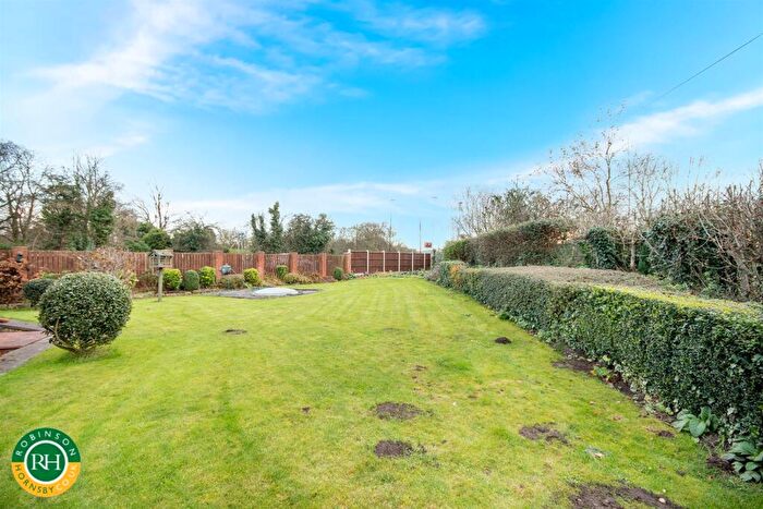 4 Bedroom Detached House For Sale In Station Road, Arksey, Doncaster, DN5