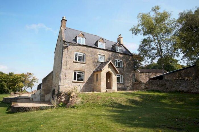 5 Bedroom House To Rent In Charlton Kings, GL53