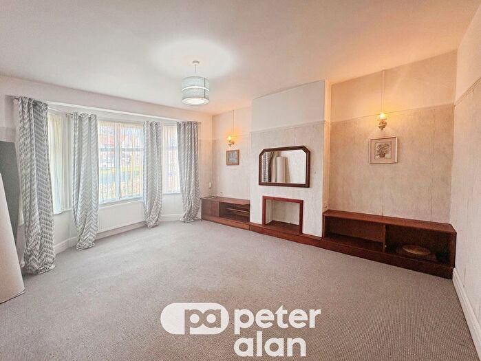 5 Bedroom Property To Rent In Grand Avenue, Cardiff, CF5