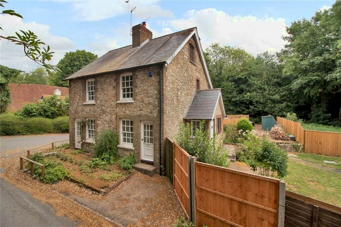 3 Bedroom Semi-Detached House To Rent In Wierton Corner Cottages, Wierton Hill, Boughton Monchelsea, Maidstone, ME17