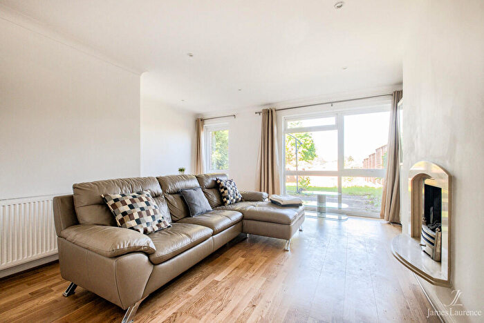 3 Bedroom Terraced House To Rent In Leigham Drive, Harborne, Birmingham, B17