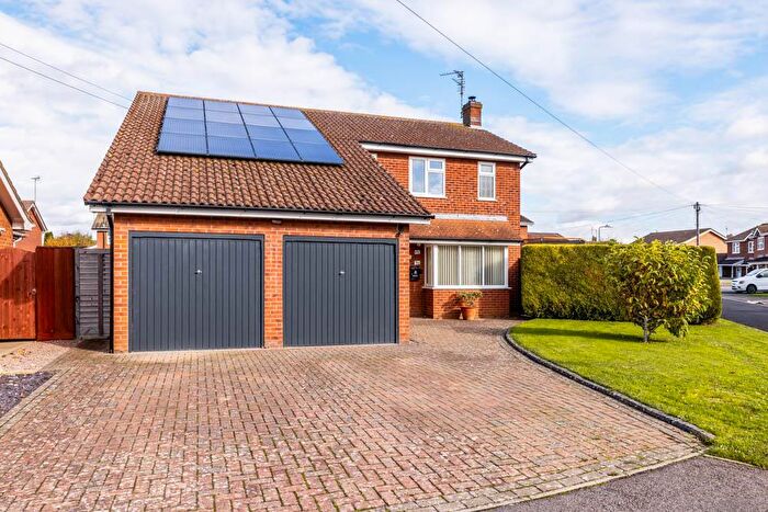 4 Bedroom Detached House For Sale In Meadway, Spalding, PE11
