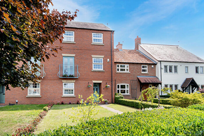 4 Bedroom Town House For Sale In Rectors Gate, Retford, DN22