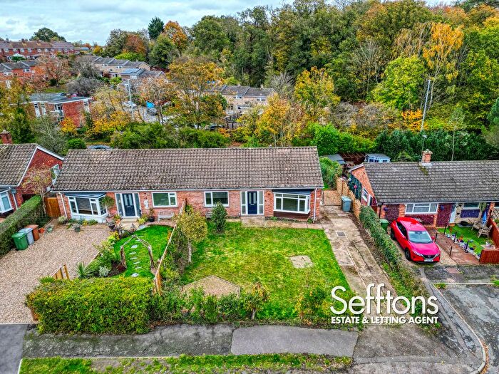 2 Bedroom Semi Detached Bungalow For Sale In Elizabeth Avenue, Norwich, Norfolk, NR7