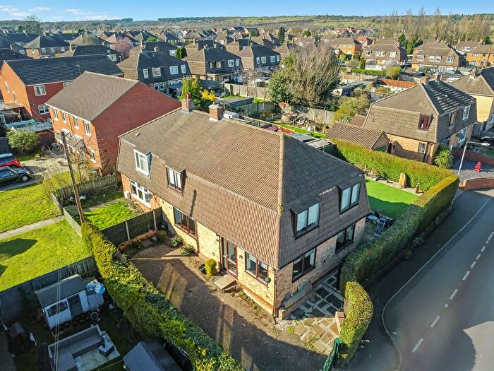 3 Bedroom Semi Detached House For Sale In Pepper Road, Calverton, Nottingham, NG14