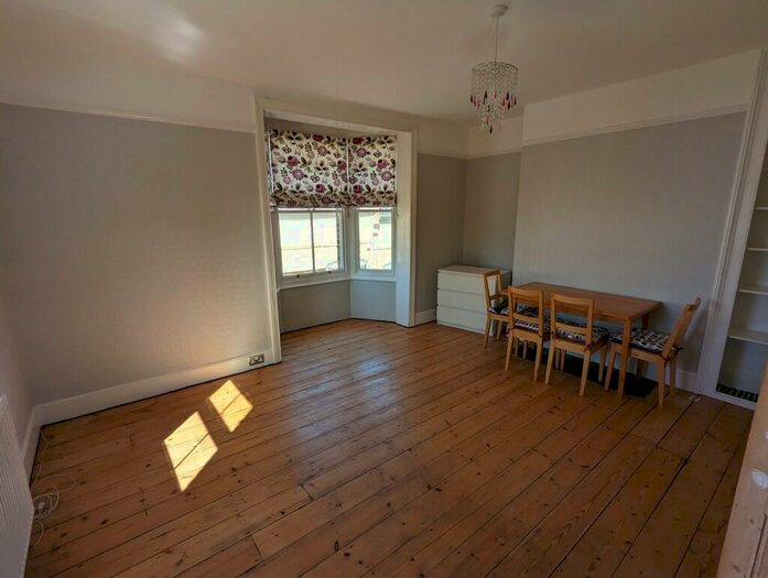 2 Bedroom Apartment To Rent In Station Approach, Saxmundham, IP17