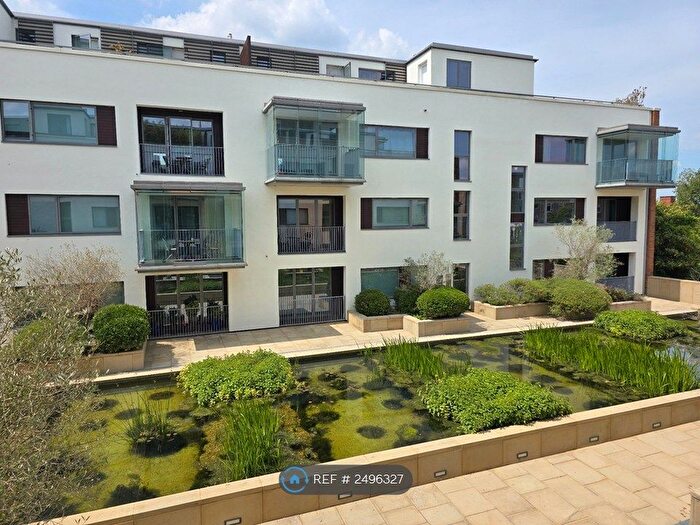 2 Bedroom Flat To Rent In Rayners Road, London, SW15