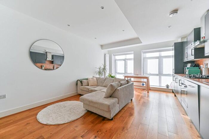 1 Bedroom Flat For Sale In Albert Road, South Norwood, London, SE25