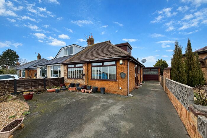 2 Bedroom Bungalow For Sale In Castle Lane, Staining, FY3