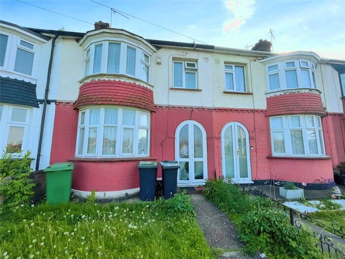 3 Bedroom Terraced House To Rent In Rochester Road, Gravesend, Kent, DA12