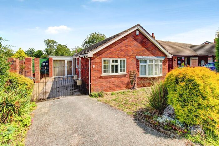 2 Bedroom Detached Bungalow For Sale In St. Andrews Close, Clifton Campville, Nr. Tamworth, B79