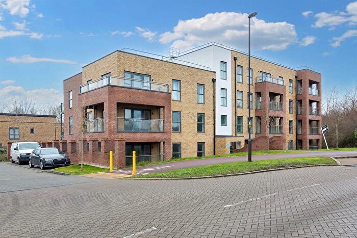 1 Bedroom Flat To Rent In Bedroom Property In Atlas Way, Milton Keynes, MK10