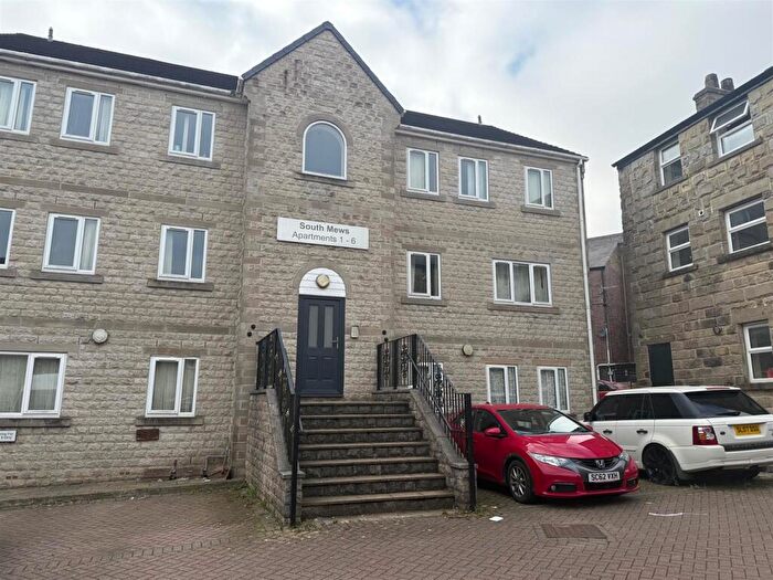 3 Bedroom Flat For Sale In South Mews, Buxton, SK17
