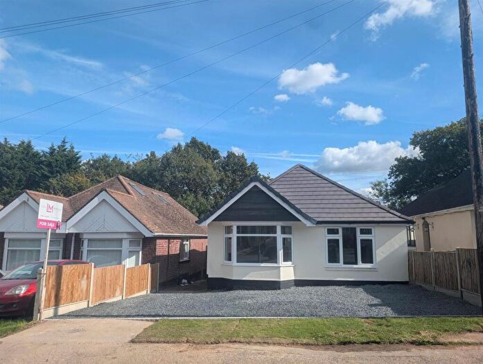 3 Bedroom Detached Bungalow For Sale In Belmont Road, Chandler's Ford, SO53