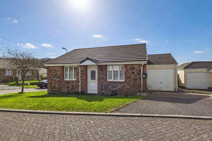 2 Bedroom Detached Bungalow For Sale In Maytree Close, Halwill Junction, EX21