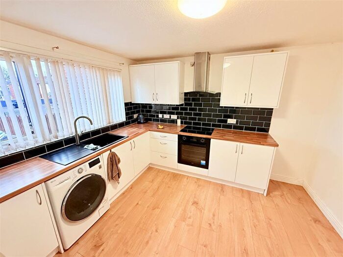 2 Bedroom Terraced House To Rent In Cranwell Road, Nottingham, NG8