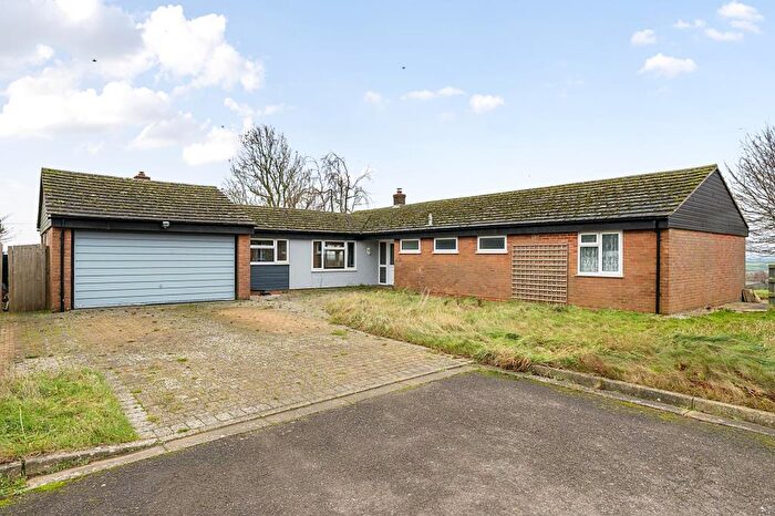 4 Bedroom Detached Bungalow For Sale In Ashendon, Buckinghamshire, HP18